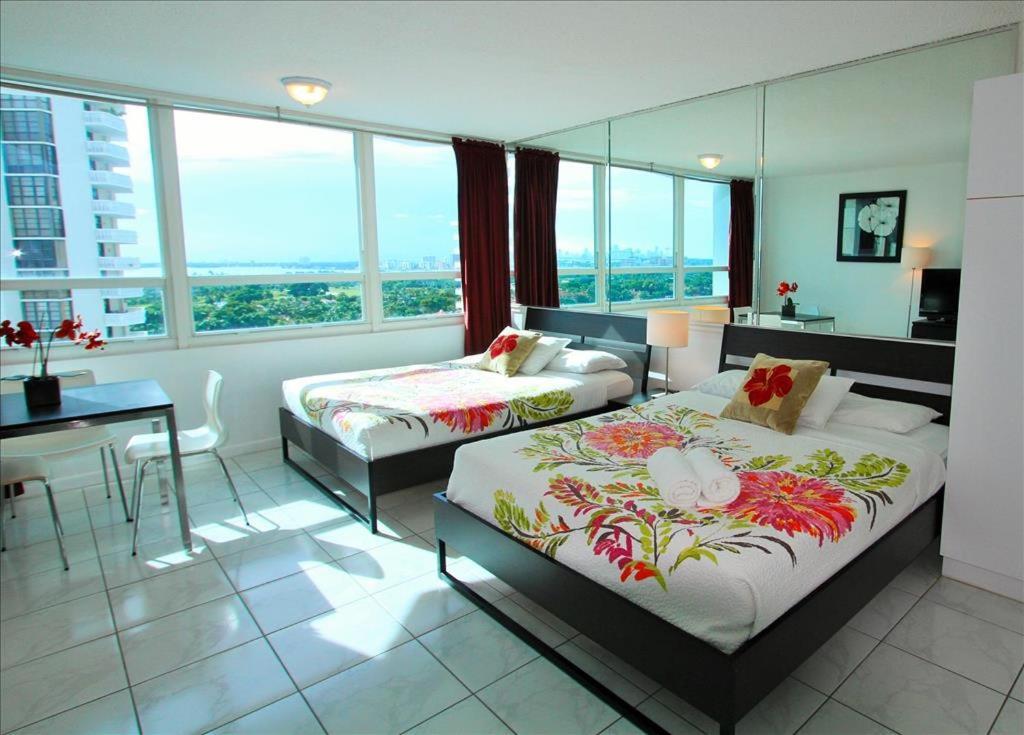 Castle 1118 Studio Bayview Direct Beach Access, Tennis, Pool, Restaurants, Free Parking Маямі-Біч Екстер'єр фото